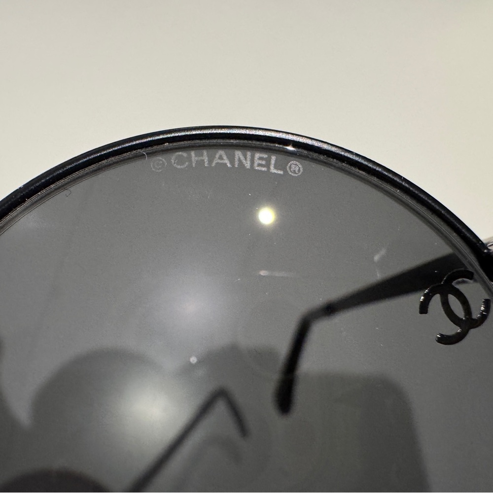 Round MATTE BLACK DARK GREY Sunglasses - Picture 16 of 17